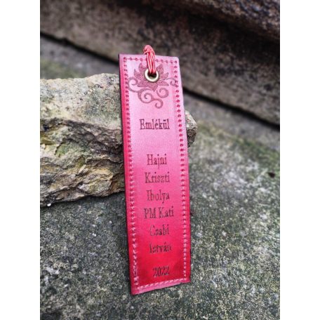 Gravírozott könyvjelző