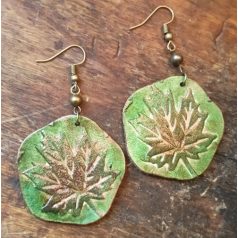 Falevél - ötszög bőr fülbevaló