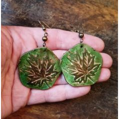 Falevél - ötszög bőr fülbevaló