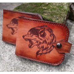 Kártyatartó farkasfej mintával