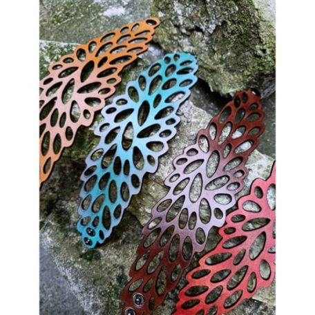 Karkötő hullámos áttört mintával