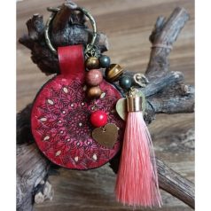 Mandala mintás egyedi bőr kulcstartó