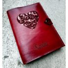 Naptár borító díszes szív mintával