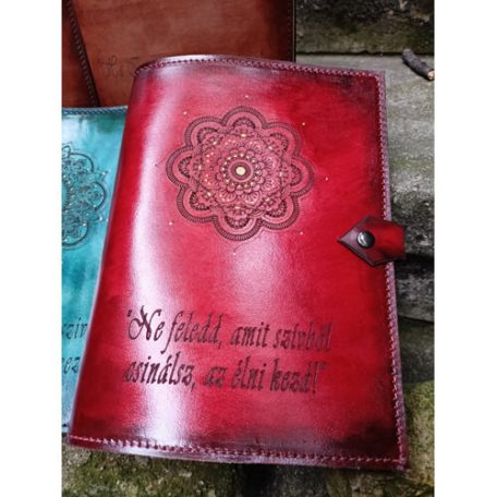Naptár borító mandala mintával, idézettel
