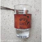 Nyakba akasztható névre szóló felespohár.