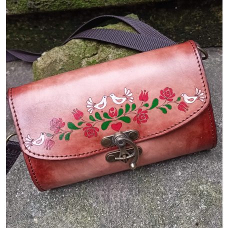 Kézzel festett valódi bőr válltáska, madár mintás