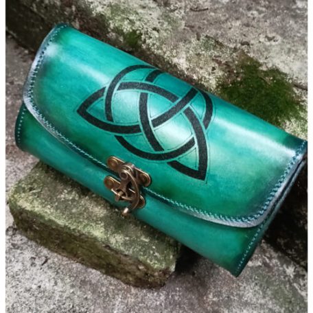 Kézzel festett valódi bőr válltáska, kelta mintás