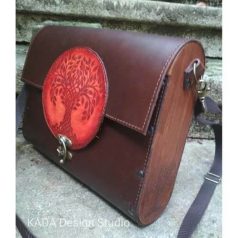Fa oldalú kézzel festett valódi bőr táska